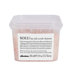 Davines: SOLU Sea Salt Scrub Cleanser